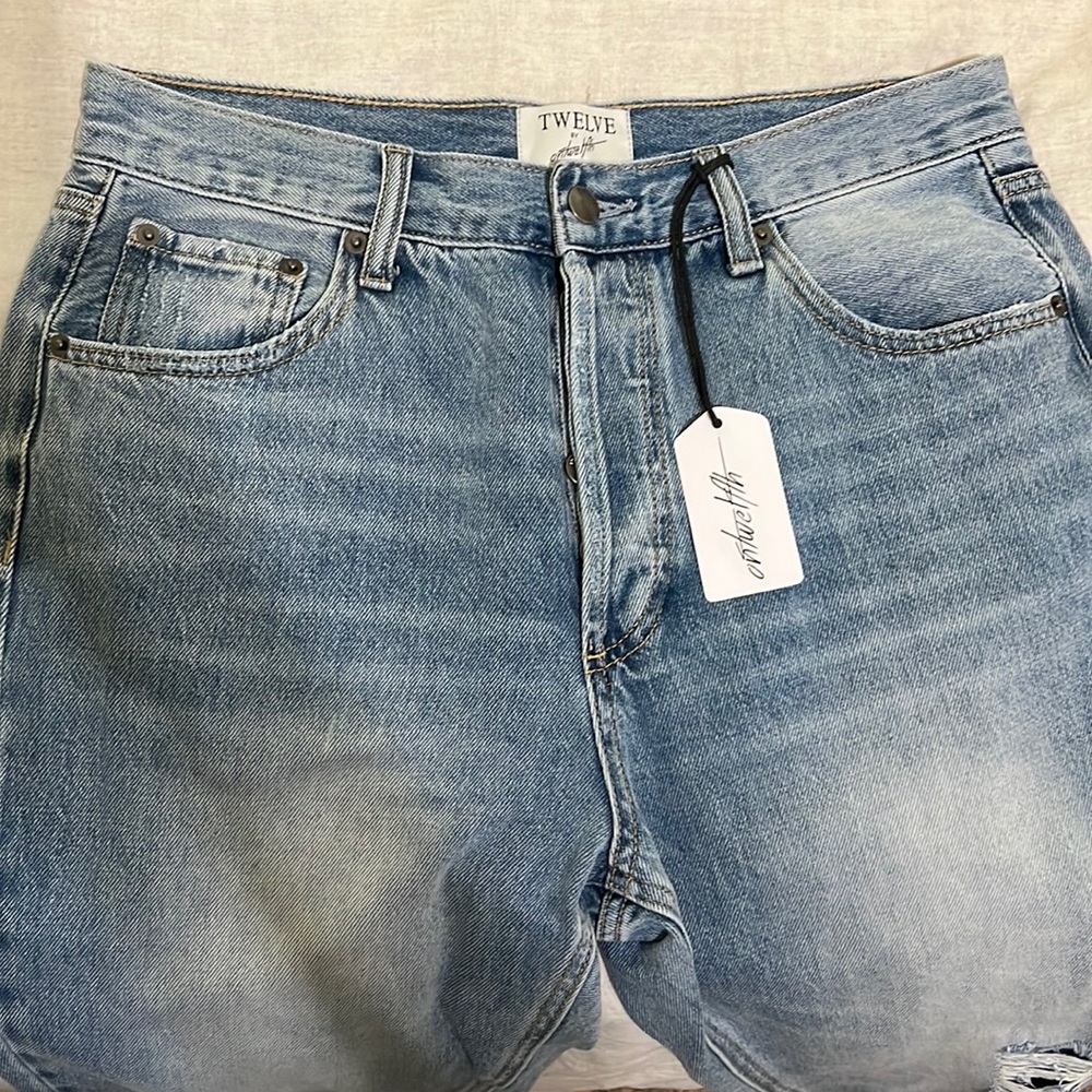 VICI - KASON DISTRESSED HIGH RISE DENIM